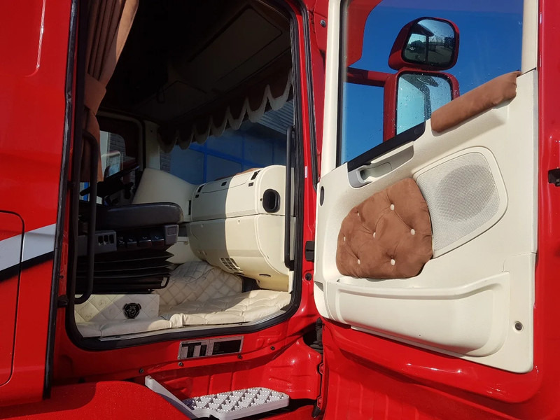 Tractor unit Scania R500 V8 Showtruck Open uitlaat Standairco Retarder: picture 16