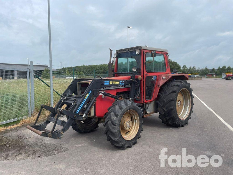 Massey Ferguson 590 4WD - Farm tractor: picture 1 Massey Ferguson 590 4WD - Farm tractor: picture 1