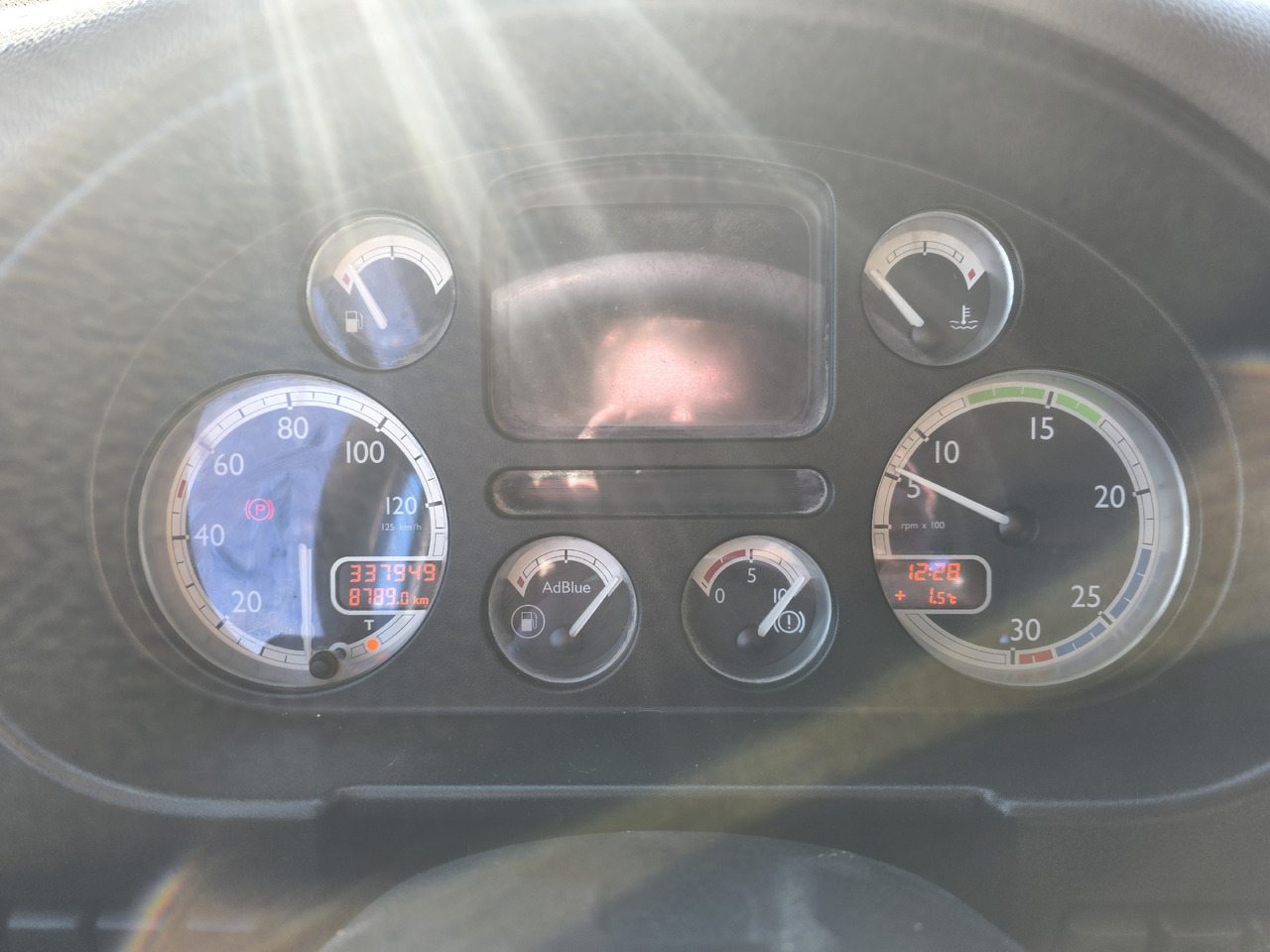 DAF CF 75 310 GOOD CONDITION - Hook lift truck: picture 5 DAF CF 75 310 GOOD CONDITION - Hook lift truck: picture 5