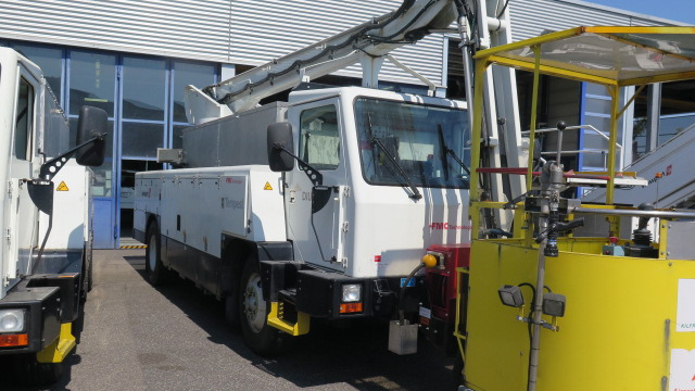 FMC Tempest 2 2units - Ground support equipment: picture 3 FMC Tempest 2 2units - Ground support equipment: picture 3