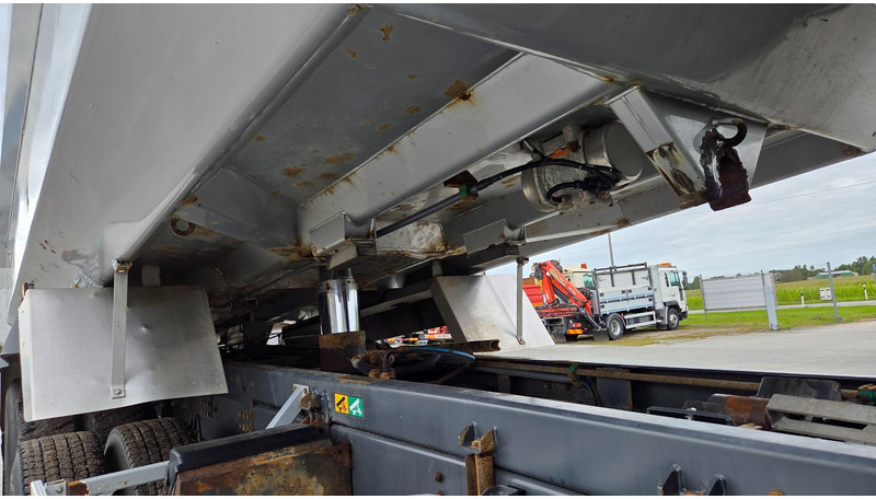 Tipper Scania P360 6X2 Full Steel: picture 7 Tipper Scania P360 6X2 Full Steel: picture 7