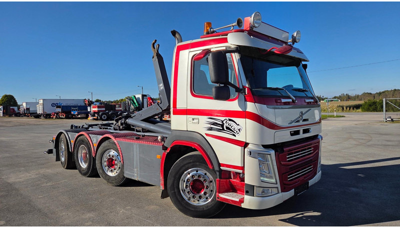 Volvo FM460 8X2*6 - Hook lift truck: picture 2 Volvo FM460 8X2*6 - Hook lift truck: picture 2