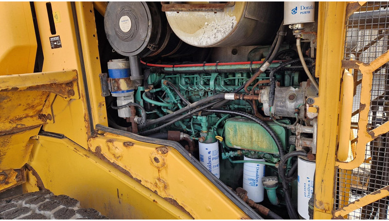 Wheel loader Volvo L90F: picture 9