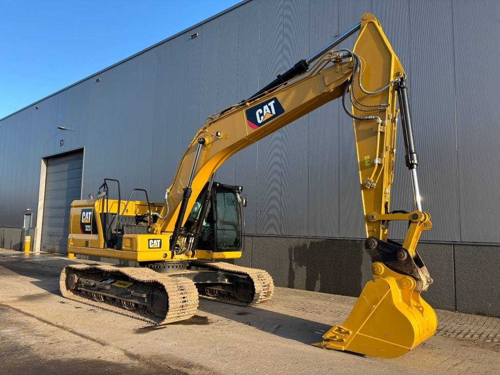 Crawler excavator CAT 323: picture 7