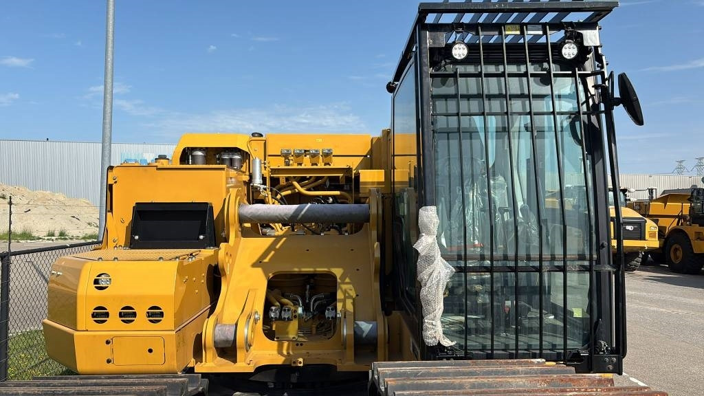 CAT 374  - Crawler excavator: picture 4 CAT 374  - Crawler excavator: picture 4