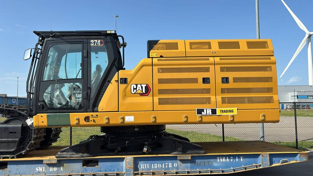 CAT 374 - Crawler excavator: picture 1 CAT 374 - Crawler excavator: picture 1