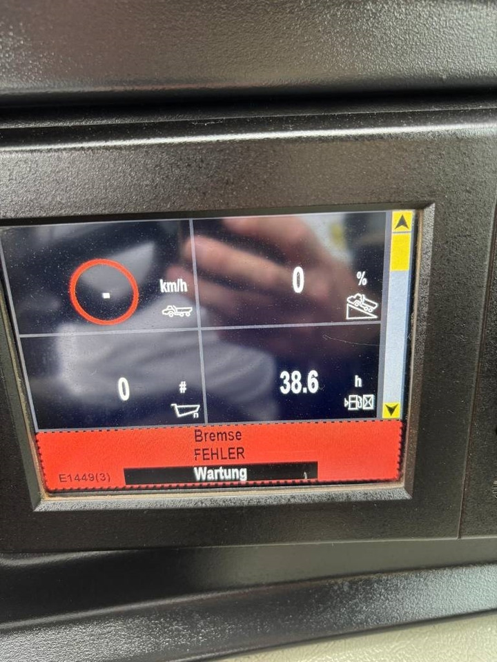 Articulated dumper CAT 745 C: picture 12