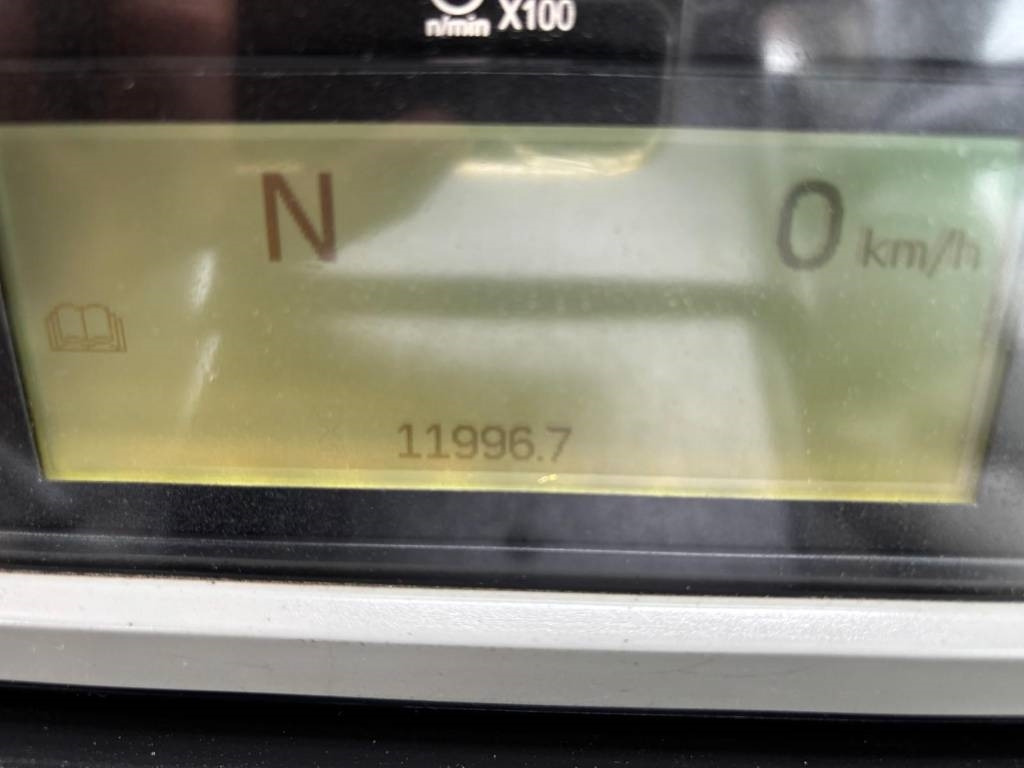 Articulated dumper CAT 745 C: picture 10