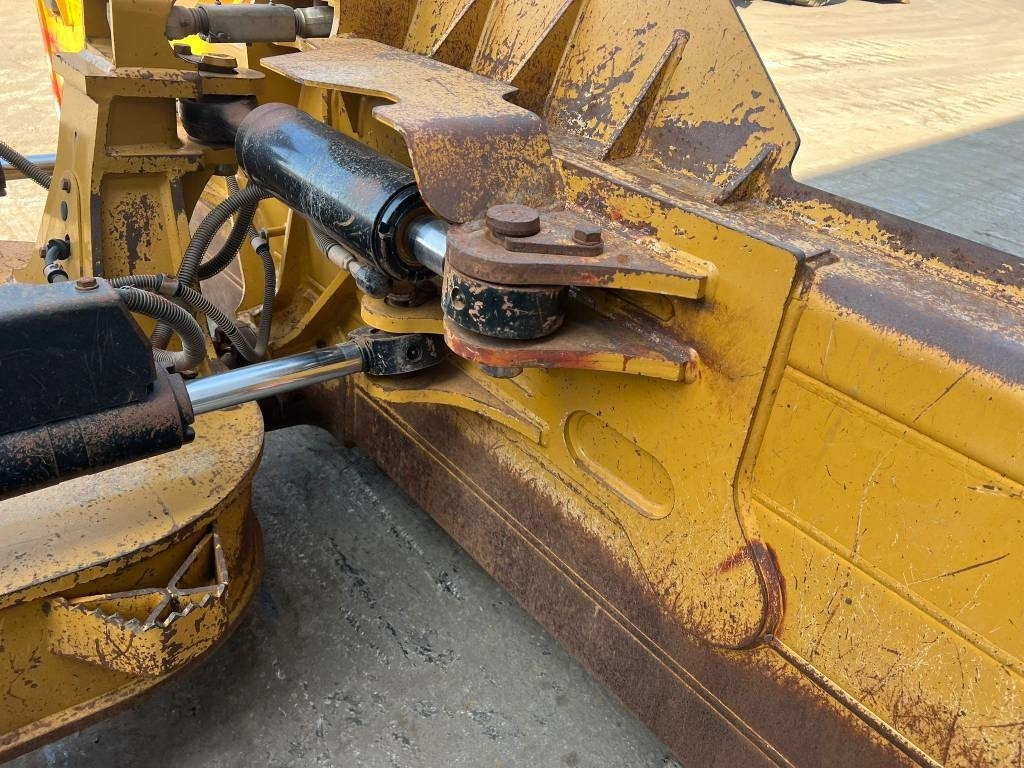 Bulldozer CAT D 6 N LGP: picture 28