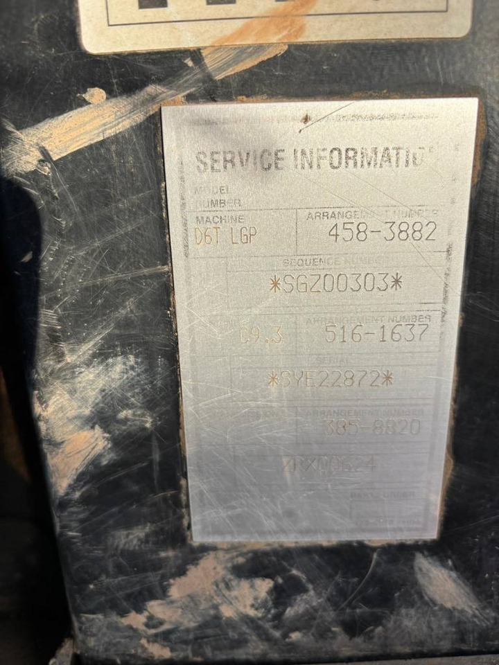 CAT D 6 T LGP (CE / New UC) - Bulldozer: picture 2 CAT D 6 T LGP (CE / New UC) - Bulldozer: picture 2