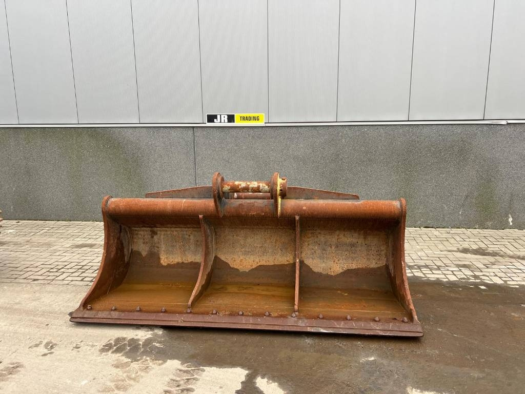 Volvo EC 480 E L coupler + bucket - Bucket for Construction machinery: picture 1 Volvo EC 480 E L coupler + bucket - Bucket for Construction machinery: picture 1