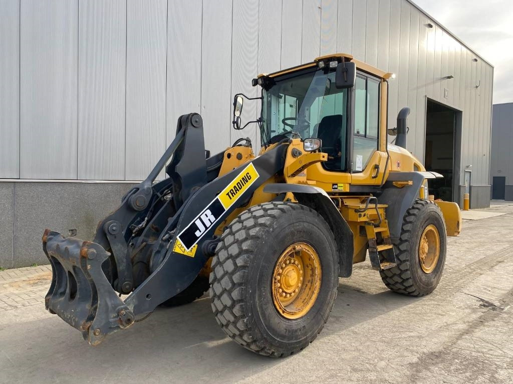 Volvo L 90 G - Wheel loader: picture 3 Volvo L 90 G - Wheel loader: picture 3