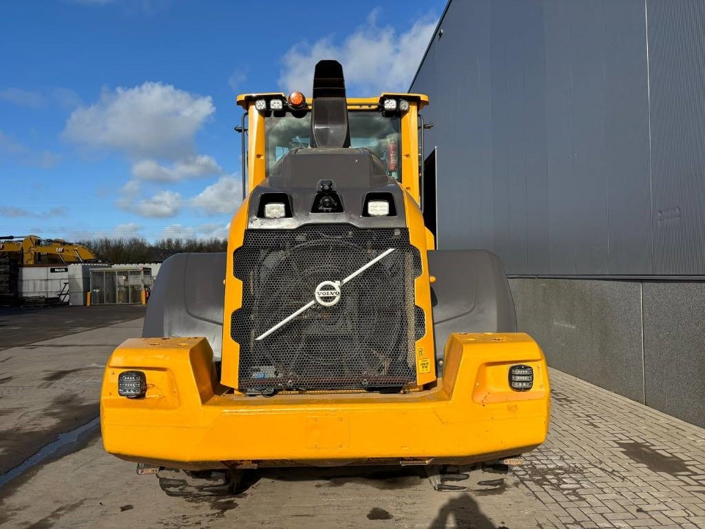 Volvo L 90 H - Wheel loader: picture 4 Volvo L 90 H - Wheel loader: picture 4