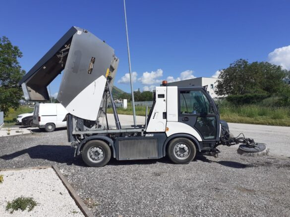 Spazzatrice Hako Citymaster 2200 - Road sweeper: picture 2 Spazzatrice Hako Citymaster 2200 - Road sweeper: picture 2