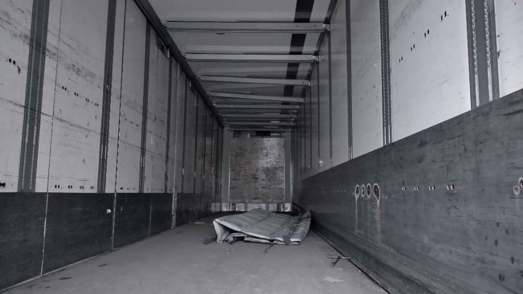 Ekeri Kokosivuauk.sisäkork 3,05 Thermoking 2 taso - Refrigerator semi-trailer: picture 4 Ekeri Kokosivuauk.sisäkork 3,05 Thermoking 2 taso - Refrigerator semi-trailer: picture 4