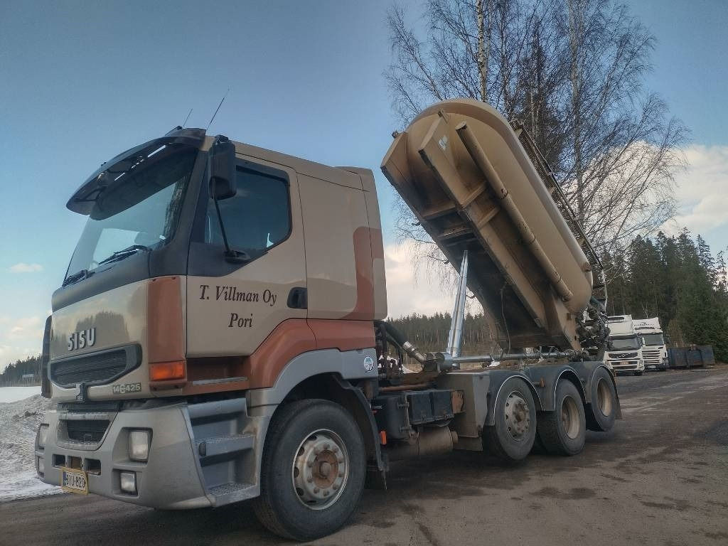 Sisu E14 8x2 kippipainepytty+kompura - Tank truck: picture 1 Sisu E14 8x2 kippipainepytty+kompura - Tank truck: picture 1