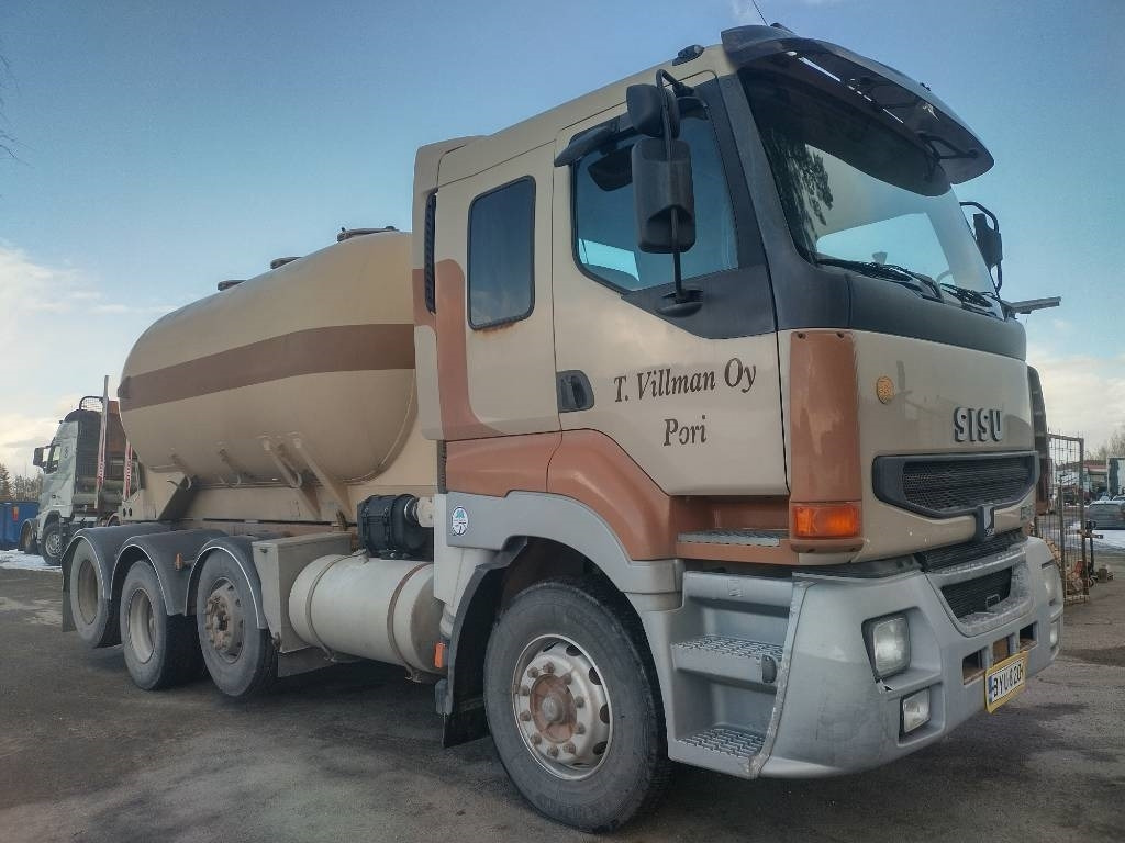 Sisu E14 8x2 kippipainepytty+kompura - Tank truck: picture 3 Sisu E14 8x2 kippipainepytty+kompura - Tank truck: picture 3