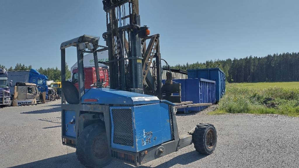 Terberg Kinglifter perätrukki - Truck mounted forklift: picture 3 Terberg Kinglifter perätrukki - Truck mounted forklift: picture 3