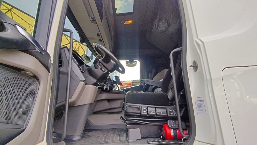 Tractor unit Scania R500 6x2 vetoauto, ilmajouset: picture 7