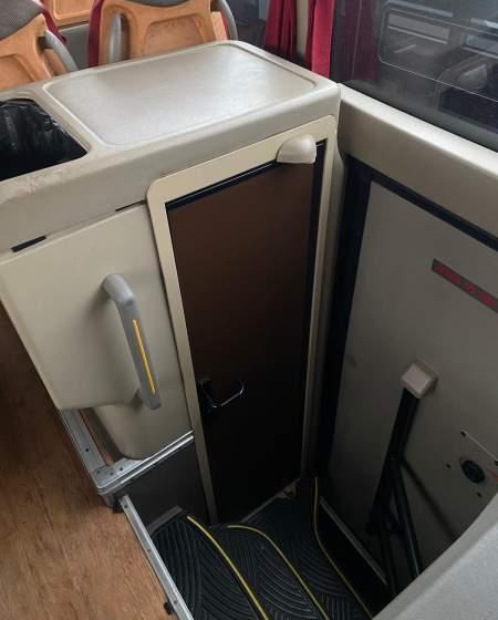 Irisbus MAGELYS PRO/ SPROWADZONY/ - Coach: picture 4 Irisbus MAGELYS PRO/ SPROWADZONY/ - Coach: picture 4