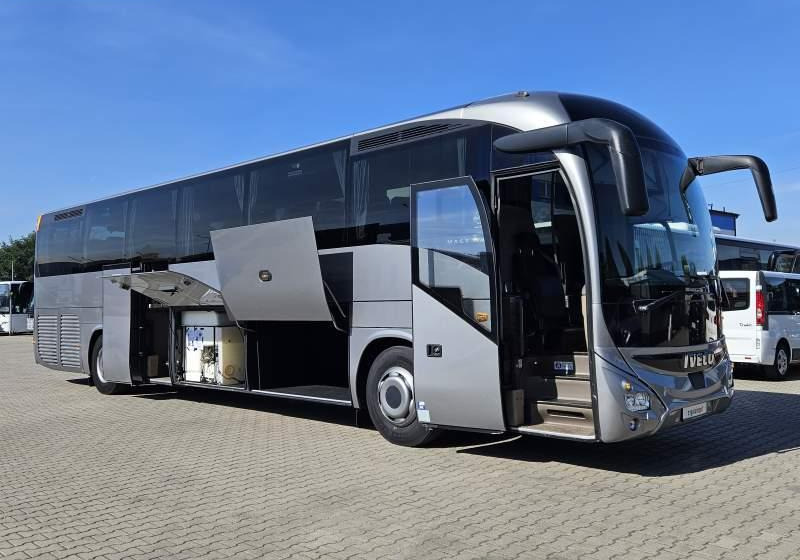 Iveco MAGELYS HD / SPROWADZONY/ MANUAL/ EURO 6 - Coach: picture 3 Iveco MAGELYS HD / SPROWADZONY/ MANUAL/ EURO 6 - Coach: picture 3