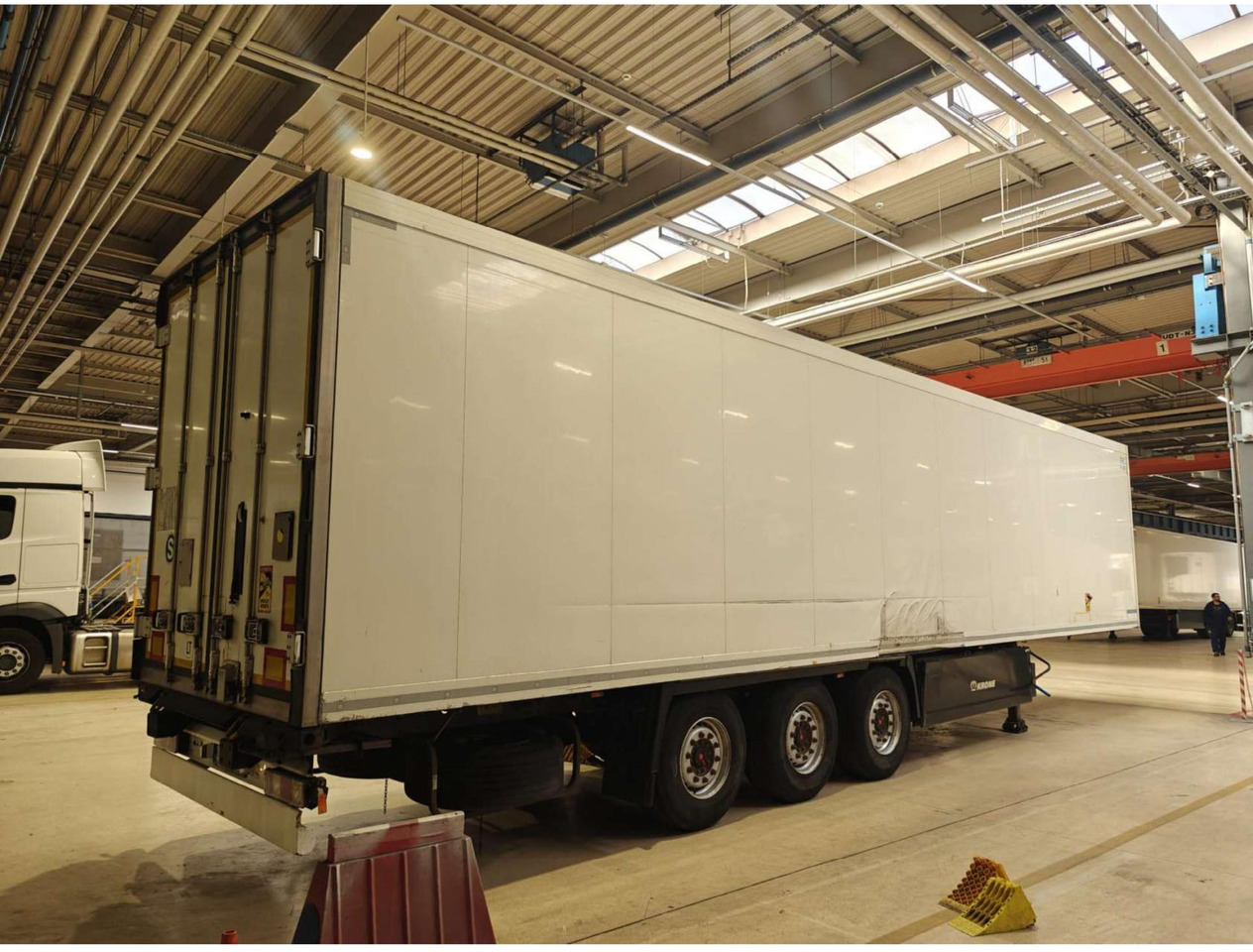 2018 Krone SDR Cool Liner FP 60 ThermoKing SLXi 300 - Refrigerator semi-trailer: picture 2 2018 Krone SDR Cool Liner FP 60 ThermoKing SLXi 300 - Refrigerator semi-trailer: picture 2