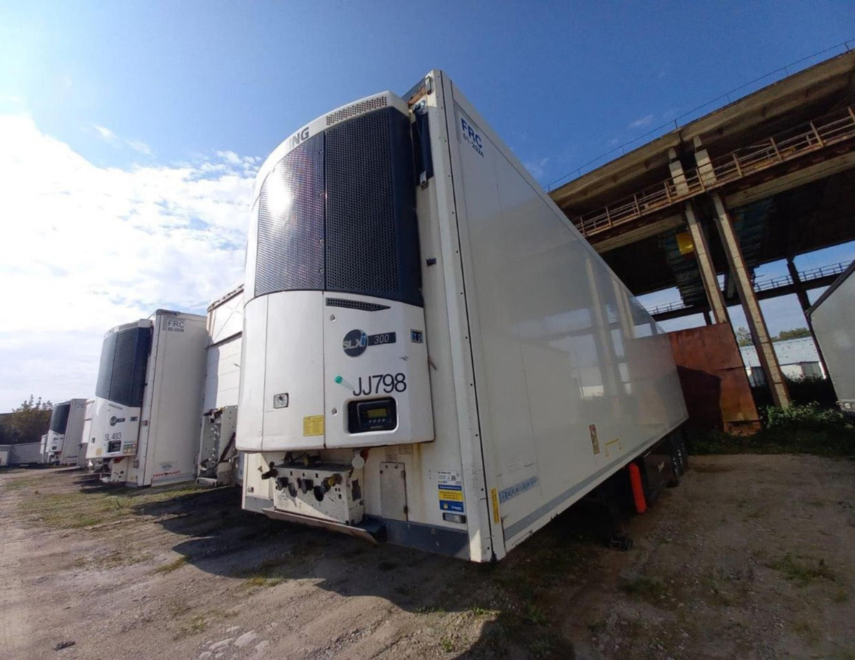 2018 Krone SDR Cool Liner FP 60 ThermoKing SLXi 300 - Refrigerator semi-trailer: picture 4 2018 Krone SDR Cool Liner FP 60 ThermoKing SLXi 300 - Refrigerator semi-trailer: picture 4