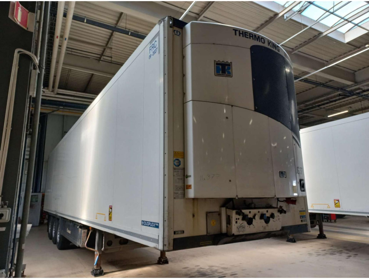 2018 Krone SDR Double Deck Cool Liner FP45 ThermoKing SLXi 300 Lifting Axle - Refrigerator semi-trailer: picture 3 2018 Krone SDR Double Deck Cool Liner FP45 ThermoKing SLXi 300 Lifting Axle - Refrigerator semi-trailer: picture 3