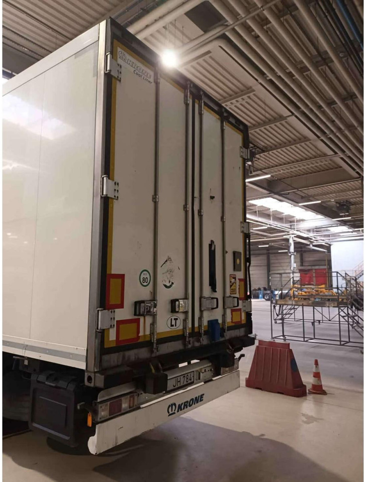 2018 Krone SDR Double Deck Cool Liner FP45 ThermoKing SLXi 300 Lifting Axle - Refrigerator semi-trailer: picture 3 2018 Krone SDR Double Deck Cool Liner FP45 ThermoKing SLXi 300 Lifting Axle - Refrigerator semi-trailer: picture 3