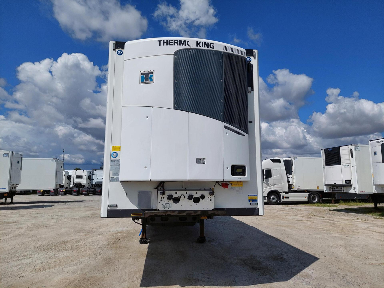 2018 Krone SDR Double Deck Cool Liner FP60 ThermoKing SLXi 300 Lifting Axle - Refrigerator semi-trailer: picture 4 2018 Krone SDR Double Deck Cool Liner FP60 ThermoKing SLXi 300 Lifting Axle - Refrigerator semi-trailer: picture 4