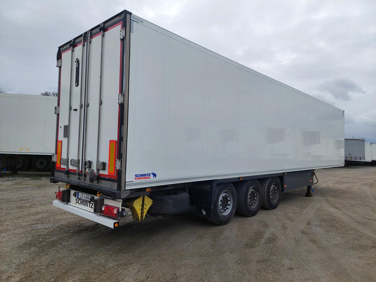 2018 Schmitz Cargobull Double Deck FP 60 ThermoKing SLXi 300 Lifting Axle - Refrigerator semi-trailer: picture 5 2018 Schmitz Cargobull Double Deck FP 60 ThermoKing SLXi 300 Lifting Axle - Refrigerator semi-trailer: picture 5