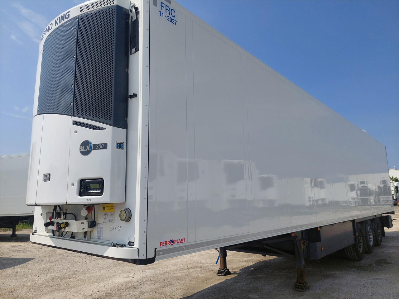 2018 Schmitz Cargobull SKO Double Deck FP 60 ThermoKing SLXi 300 Lifting Axle - Refrigerator semi-trailer: picture 2 2018 Schmitz Cargobull SKO Double Deck FP 60 ThermoKing SLXi 300 Lifting Axle - Refrigerator semi-trailer: picture 2