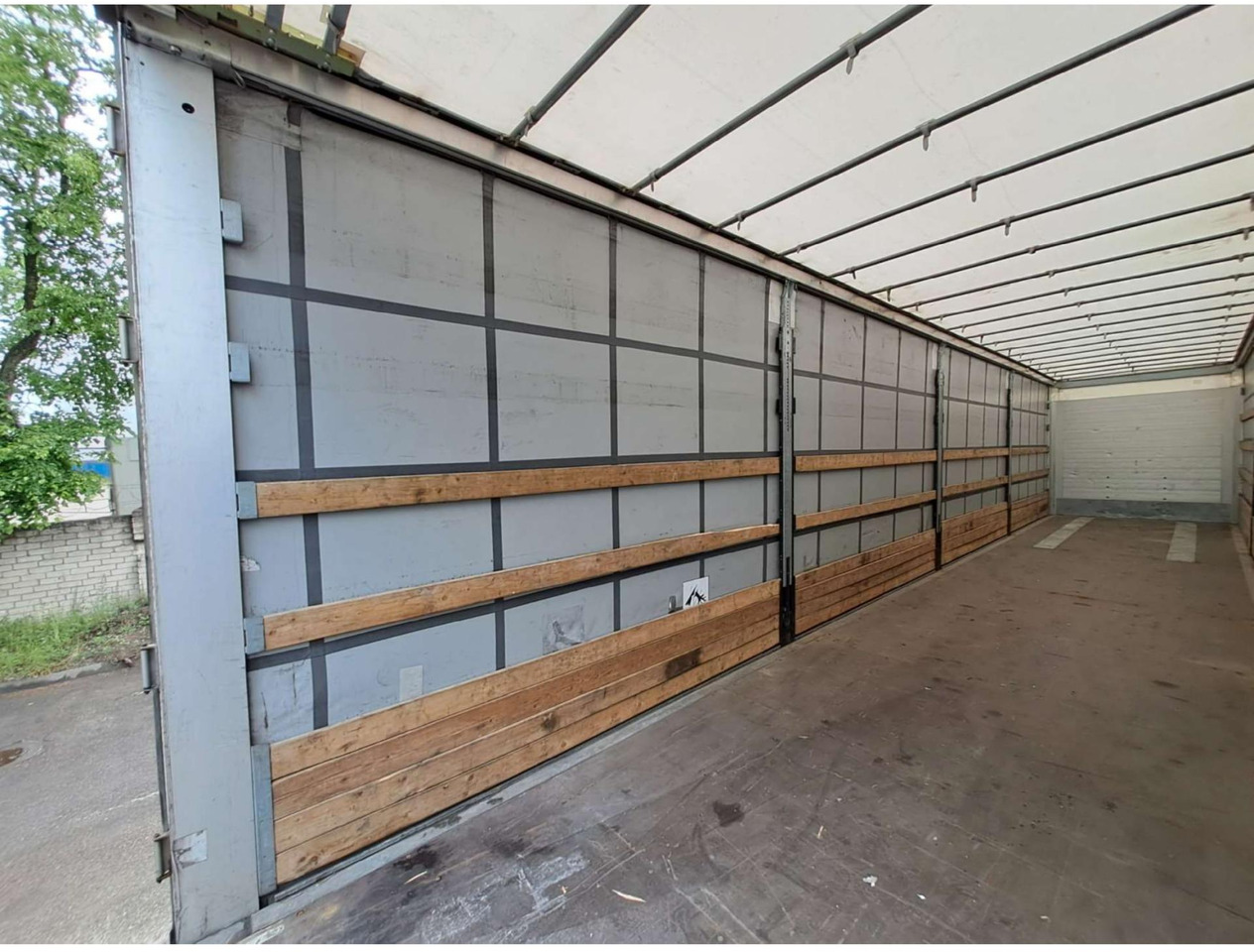 2019 Schmitz Cargobull SCS24/L - Curtainsider semi-trailer: picture 3 2019 Schmitz Cargobull SCS24/L - Curtainsider semi-trailer: picture 3