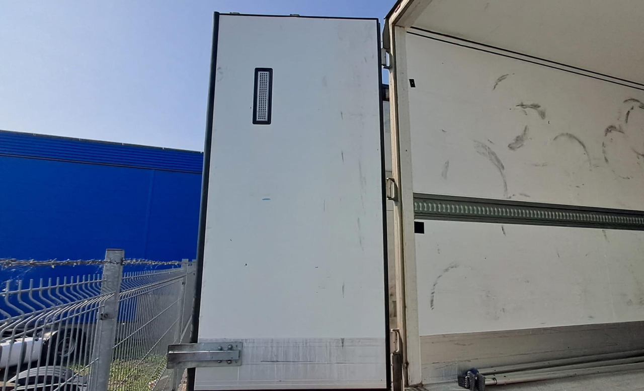2020 Schmitz Cargobull SKO FP 60 ThermoKing SLXi 300 - Refrigerator semi-trailer: picture 4 2020 Schmitz Cargobull SKO FP 60 ThermoKing SLXi 300 - Refrigerator semi-trailer: picture 4