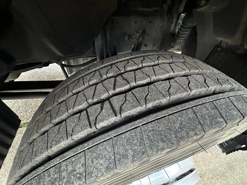 MAN TGL 10.180 / NL TRUCK / EURO6 / BOX+LIFT+SIDE DOOR / LOW KM / TOP!! - Box truck: picture 5 MAN TGL 10.180 / NL TRUCK / EURO6 / BOX+LIFT+SIDE DOOR / LOW KM / TOP!! - Box truck: picture 5