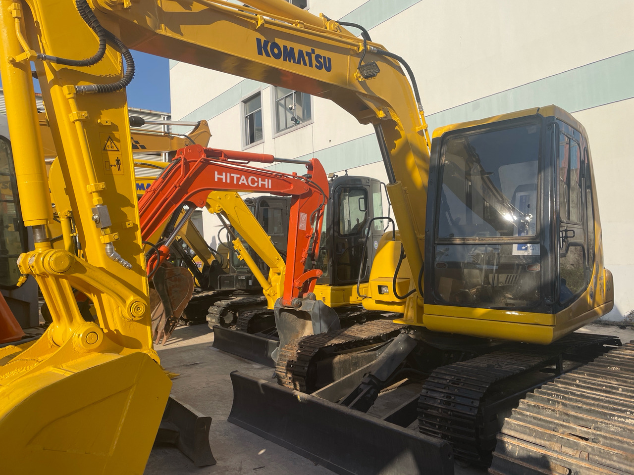 KOMATSU PC 60 - Crawler excavator: picture 3 KOMATSU PC 60 - Crawler excavator: picture 3