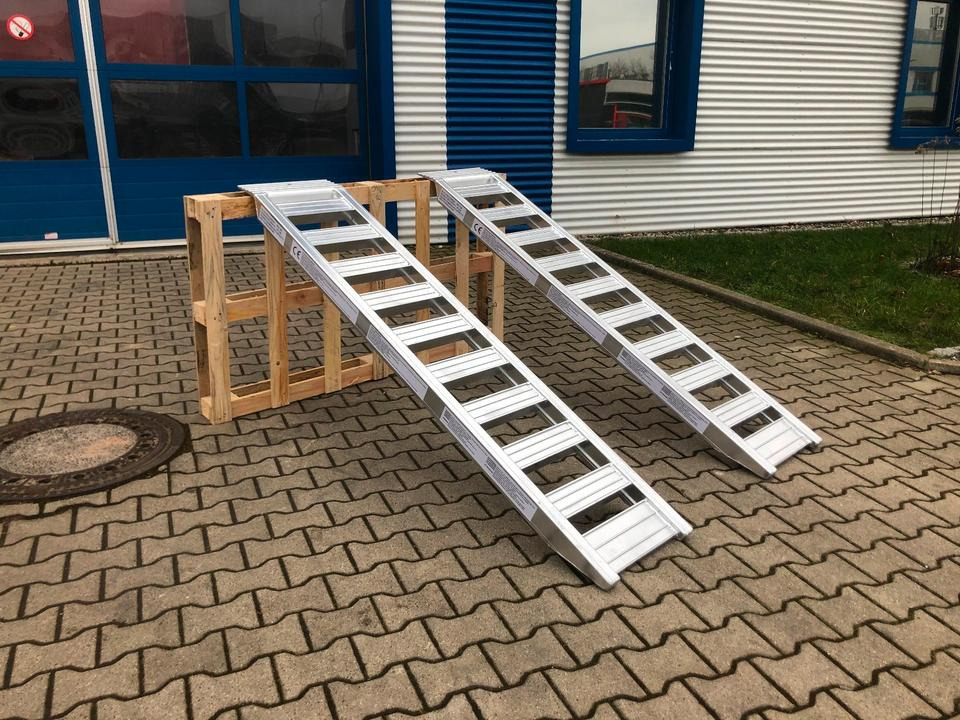Alurampen Satz 2m 2000KG Minibagger Minilader Quad Auffahrrampe *INKL.19% MWST* - Loading ramp: picture 3 Alurampen Satz 2m 2000KG Minibagger Minilader Quad Auffahrrampe *INKL.19% MWST* - Loading ramp: picture 3