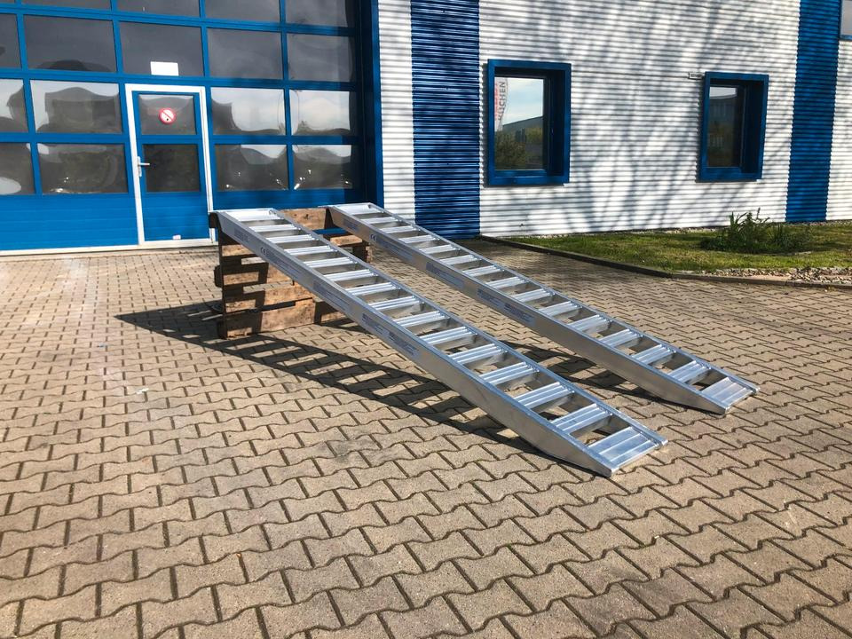 Alurampen Satz 3m 3000KG Minibagger Minilader Quad Auffahrrampe *INKL.19% MWST* - Loading ramp: picture 3 Alurampen Satz 3m 3000KG Minibagger Minilader Quad Auffahrrampe *INKL.19% MWST* - Loading ramp: picture 3