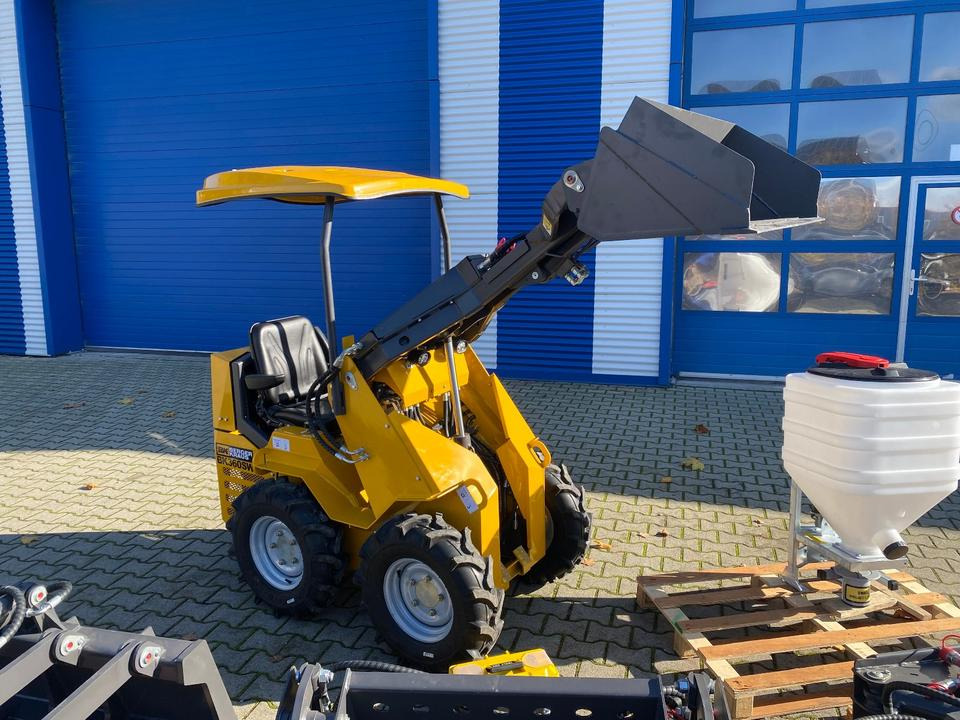 Radlader/Mini-Radlader BK360SW inkl. großem Zubehörpaket *INKL.19% MWST*BERGER KRAUS*B&S MOTOR*SOFORT!* - Compact loader: picture 3 Radlader/Mini-Radlader BK360SW inkl. großem Zubehörpaket *INKL.19% MWST*BERGER KRAUS*B&S MOTOR*SOFORT!* - Compact loader: picture 3