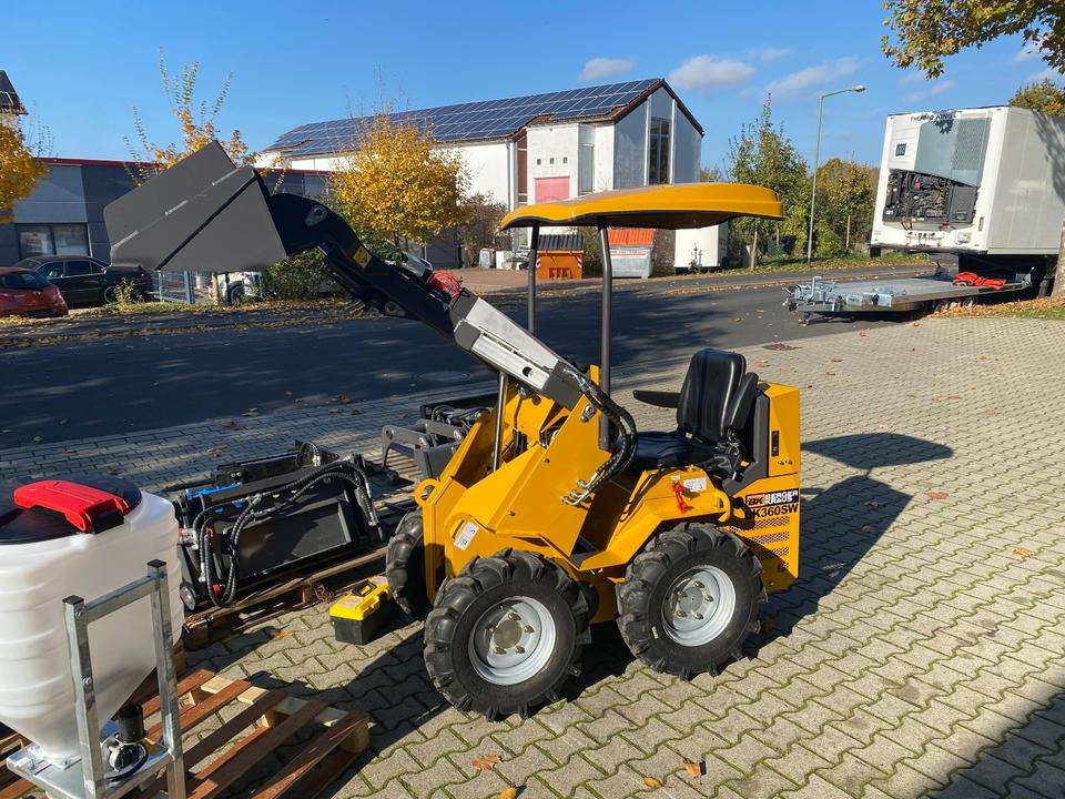 Radlader/Mini-Radlader BK360SW inkl. großem Zubehörpaket *INKL.19% MWST*BERGER KRAUS*B&S MOTOR*SOFORT!* - Compact loader: picture 4 Radlader/Mini-Radlader BK360SW inkl. großem Zubehörpaket *INKL.19% MWST*BERGER KRAUS*B&S MOTOR*SOFORT!* - Compact loader: picture 4