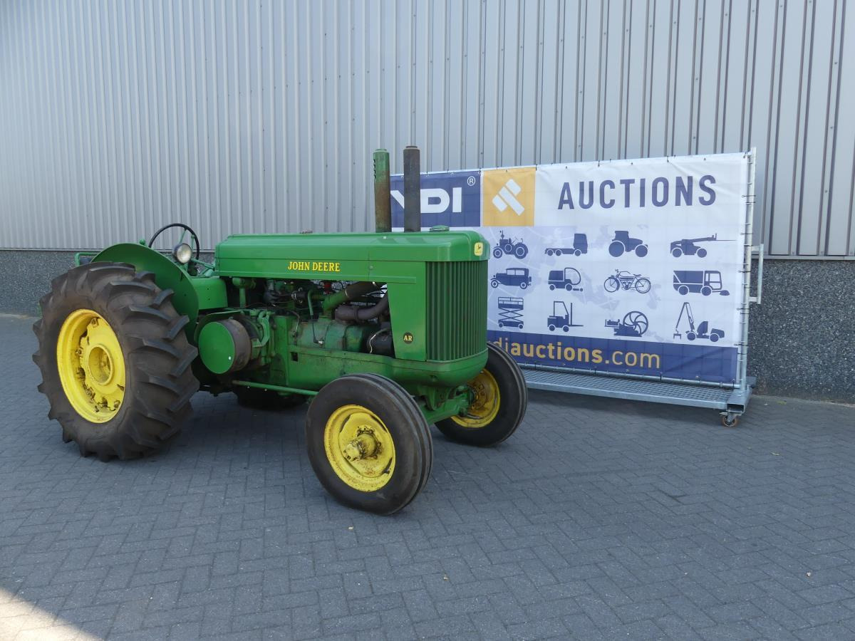 John-Deere AR - Farm tractor: picture 5 John-Deere AR - Farm tractor: picture 5