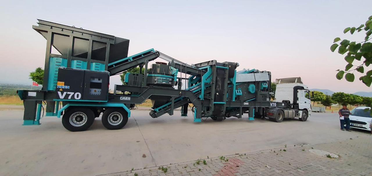 Constmach Concasseur À Impact À Axe Vertical Mobile D'une Capacité De 100 À 150 Tonnes - Mobile crusher: picture 4 Constmach Concasseur À Impact À Axe Vertical Mobile D'une Capacité De 100 À 150 Tonnes - Mobile crusher: picture 4