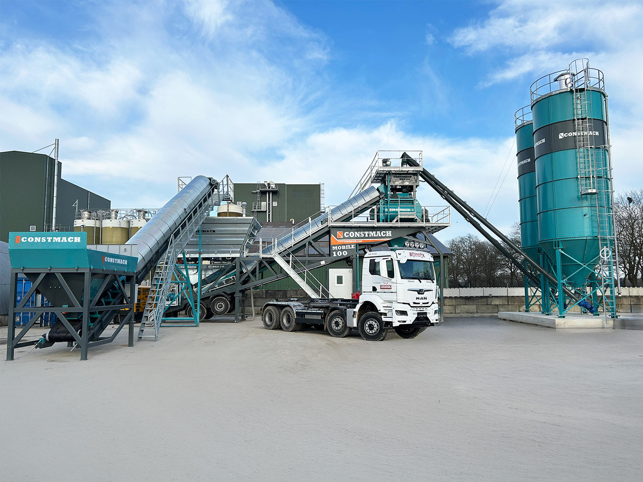 Constmach Mobile Betonmischanlage mit 100 m³/h - Concrete plant: picture 1 Constmach Mobile Betonmischanlage mit 100 m³/h - Concrete plant: picture 1