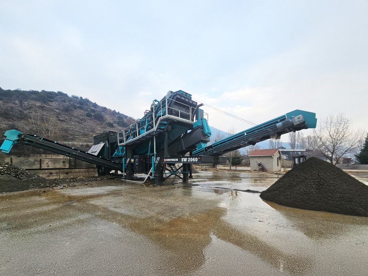 Constmach Mobile Sieb- und Waschanlage 60-200 t/h - Screener: picture 3 Constmach Mobile Sieb- und Waschanlage 60-200 t/h - Screener: picture 3