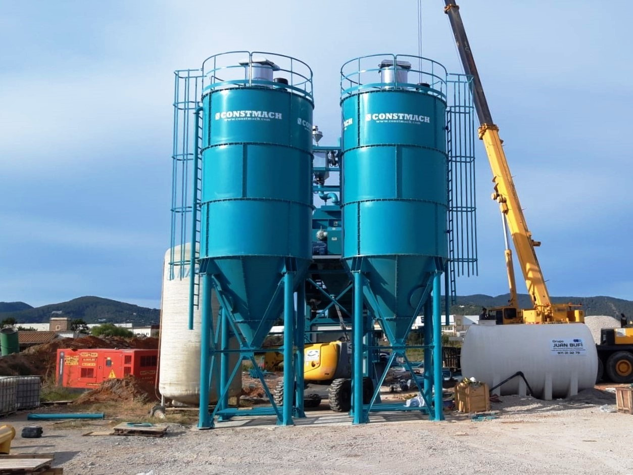 Constmach Silo à Ciment d'une Capacité de 50 Tonnes - Cement silo: picture 1 Constmach Silo à Ciment d'une Capacité de 50 Tonnes - Cement silo: picture 1