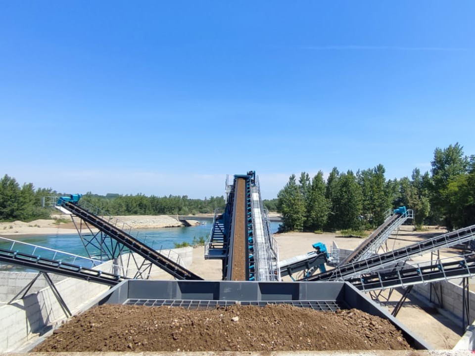 Constmach Stationary Sand And Gravel Washing And Screening Plant leasing Constmach Stationary Sand And Gravel Washing And Screening Plant: picture 6 Constmach Stationary Sand And Gravel Washing And Screening Plant leasing Constmach Stationary Sand And Gravel Washing And Screening Plant: picture 6