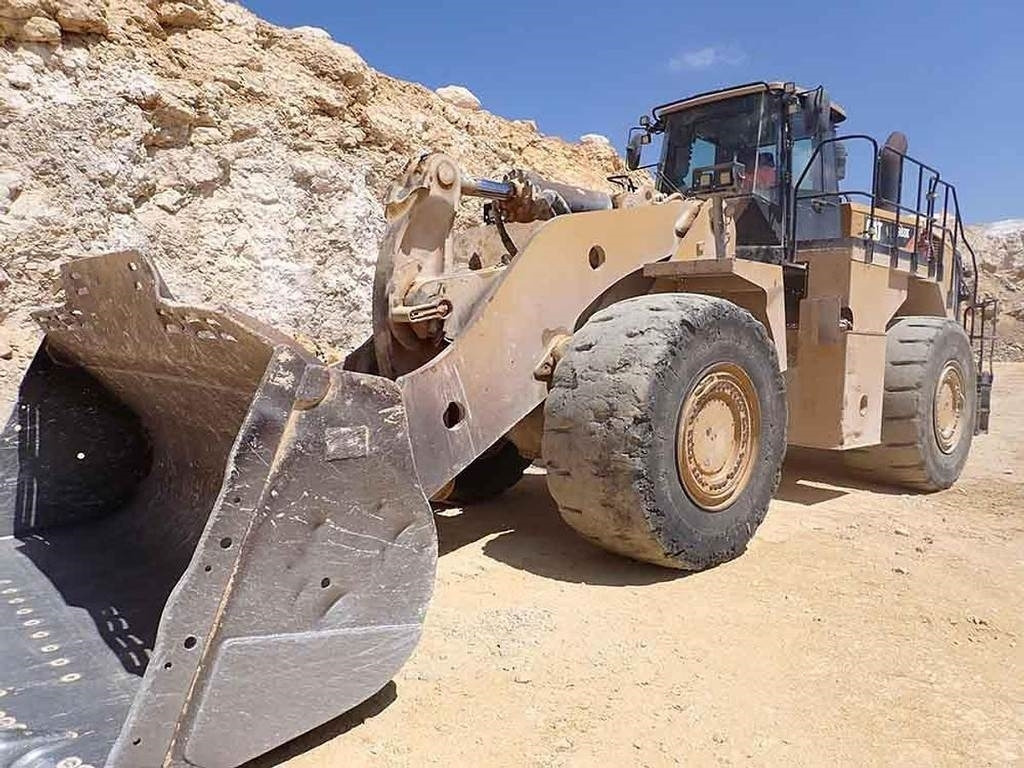 CAT 988K - Wheel loader: picture 3 CAT 988K - Wheel loader: picture 3