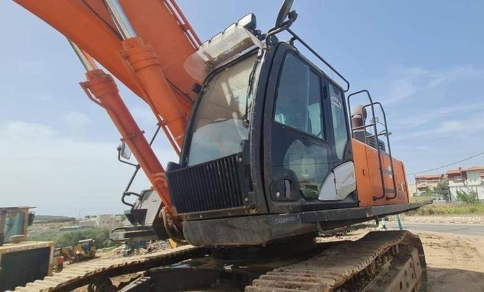 Hitachi ZX470LCH-5B - Crawler excavator: picture 3 Hitachi ZX470LCH-5B - Crawler excavator: picture 3