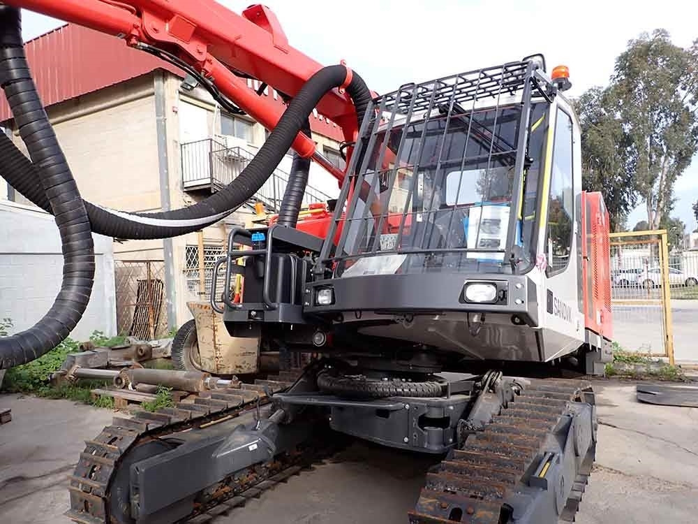 Sandvik DX800 - Drilling rig: picture 2 Sandvik DX800 - Drilling rig: picture 2