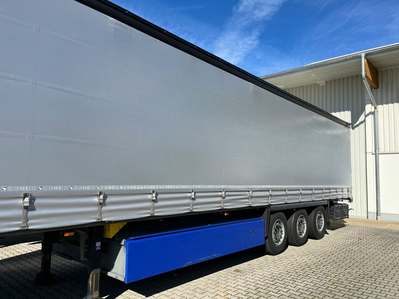 Schmitz Cargobull SCS 24 Bordwand - Curtainsider semi-trailer: picture 1 Schmitz Cargobull SCS 24 Bordwand - Curtainsider semi-trailer: picture 1